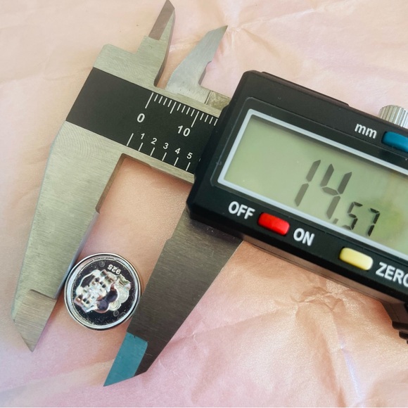 Tous Silver Turquoise Muffin Silver Bear Button Earrings - Picture 4 of 16